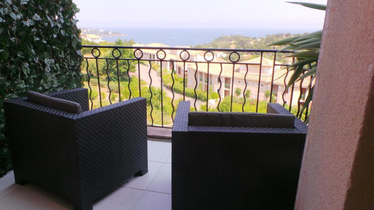 Appartements Modernes Vue Mer A Cap Esterel Saint-Raphaël المظهر الخارجي الصورة