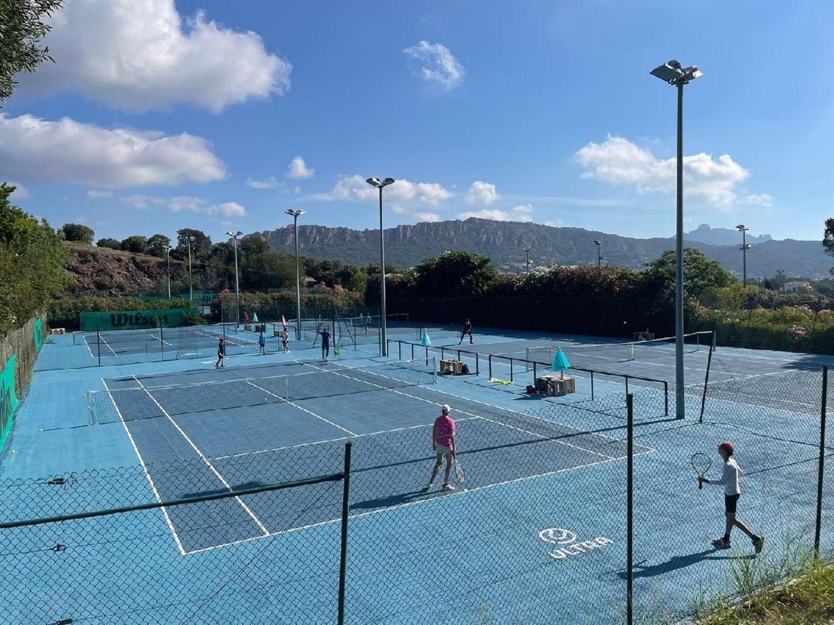 Appartements Modernes Vue Mer A Cap Esterel Saint-Raphaël المظهر الخارجي الصورة
